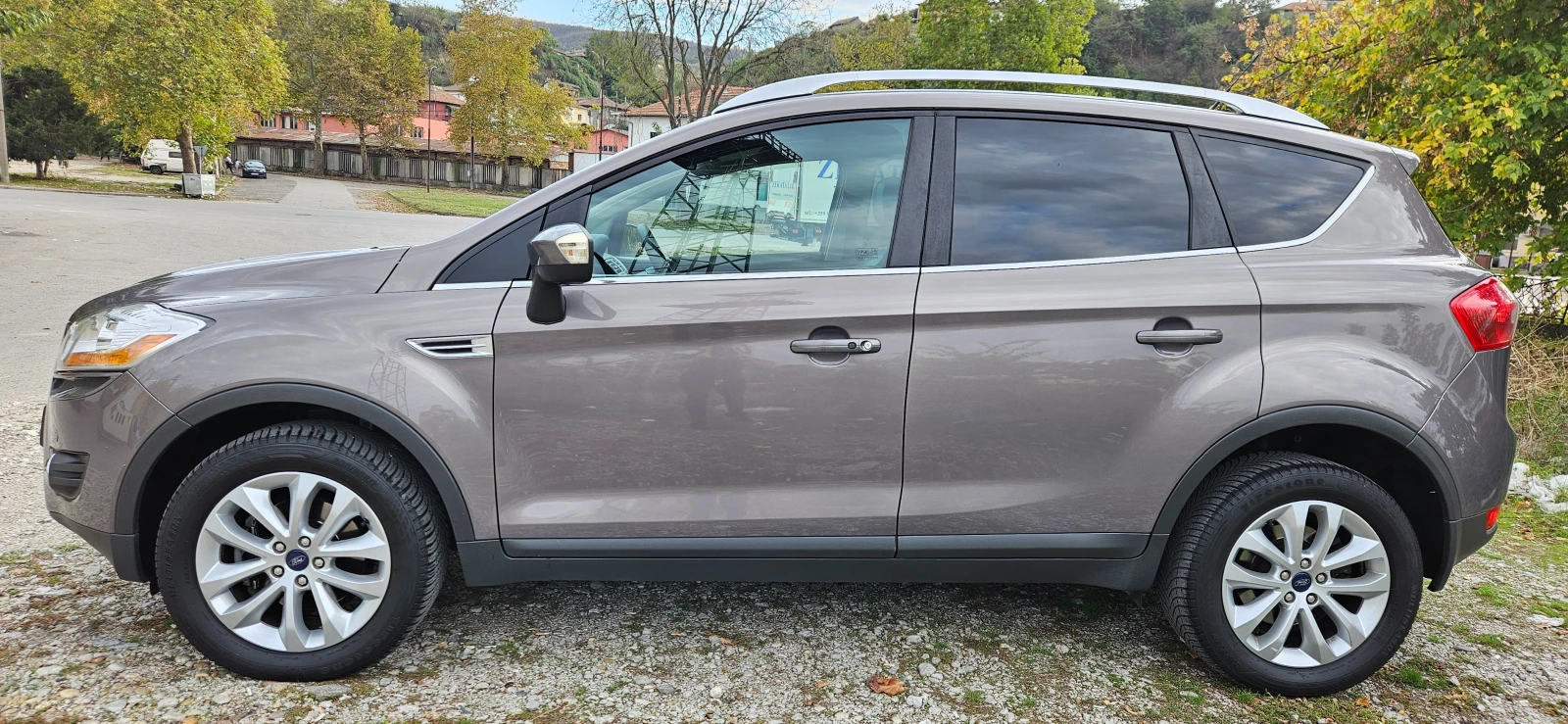 Ford Kuga 2.0TDCi-163кс* 4Х4* 2012г* КОЖА* ПАНОРАМА* TV* DVD - изображение 7