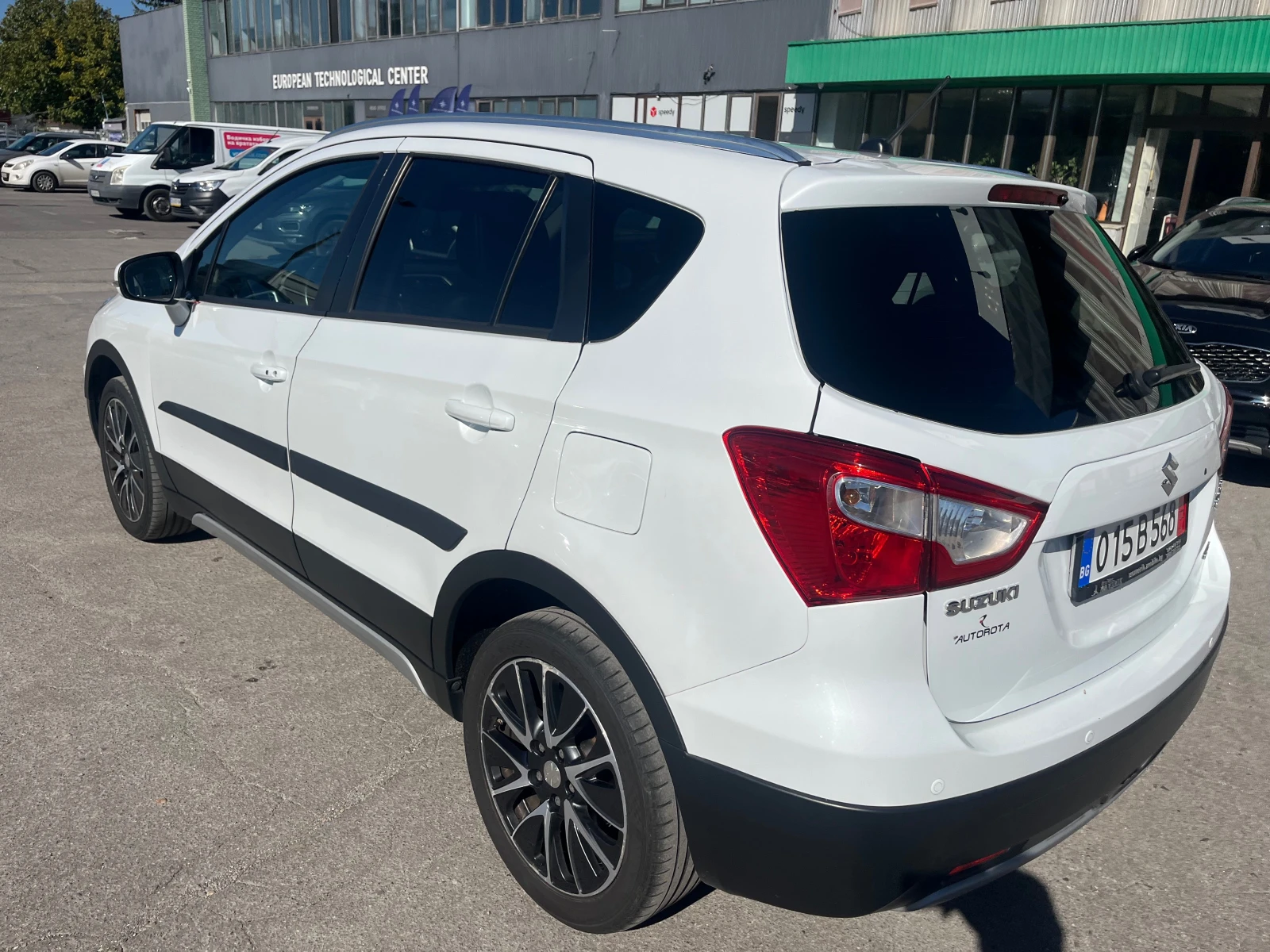 Suzuki SX4 S-Cross 1.6i All Grip 4x4 Full Euro 6B  Optional ITALY - изображение 6