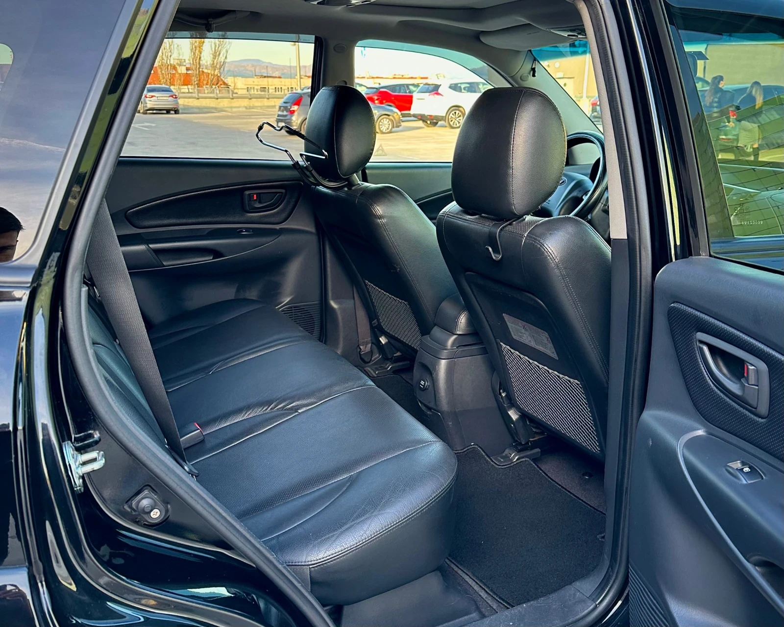 Hyundai Tucson 2.0 CRDI 4x4 140 к.с. 6 ск - изображение 9