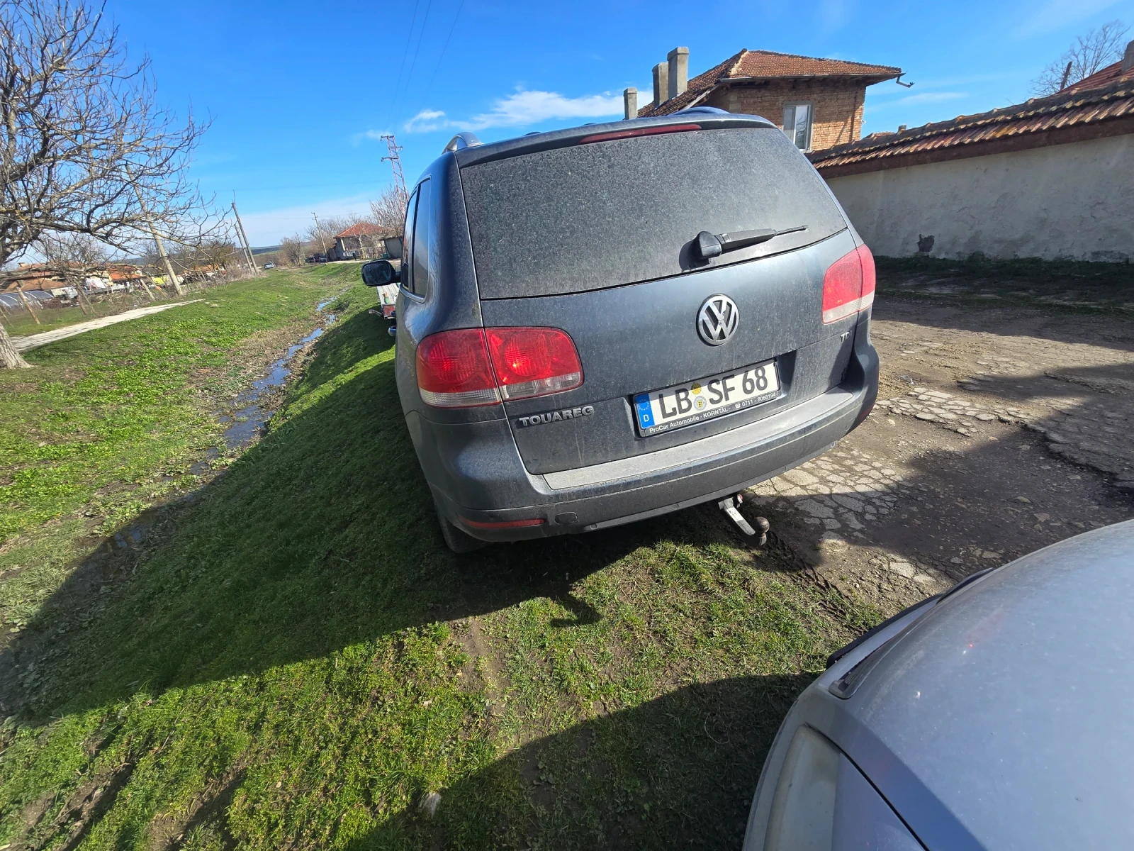 VW Touareg, снимка 2 - Автомобили и джипове - 53712359