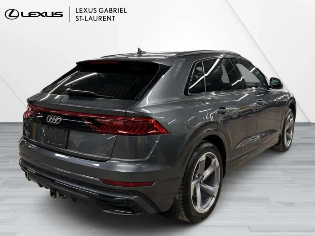 Audi Q8 CARFAX/DIS/360/PANO/NAVI/ОБДУХВАНЕ, снимка 6 - Автомобили и джипове - 53739785