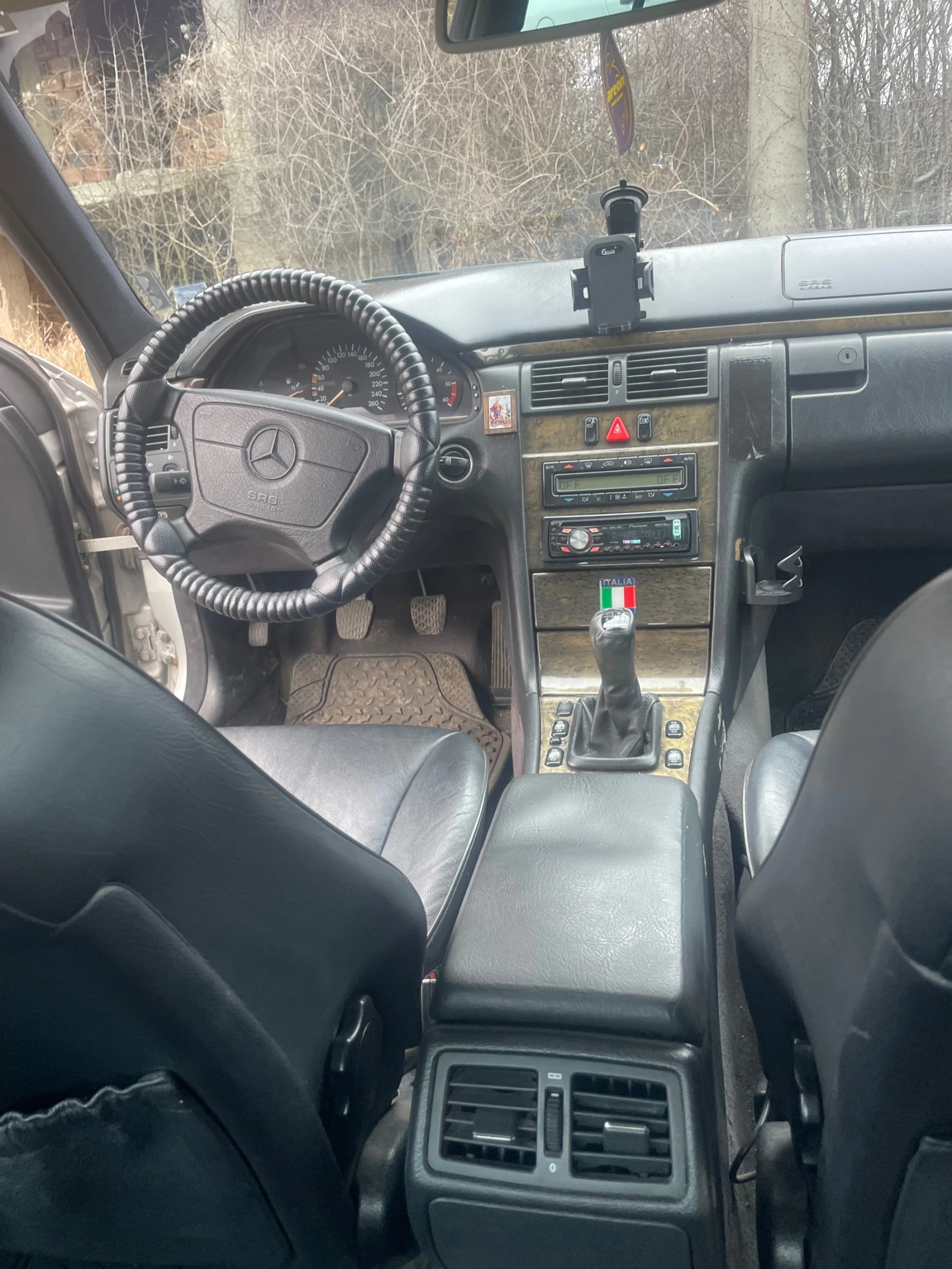 Mercedes-Benz 250, снимка 3 - Автомобили и джипове - 54165778