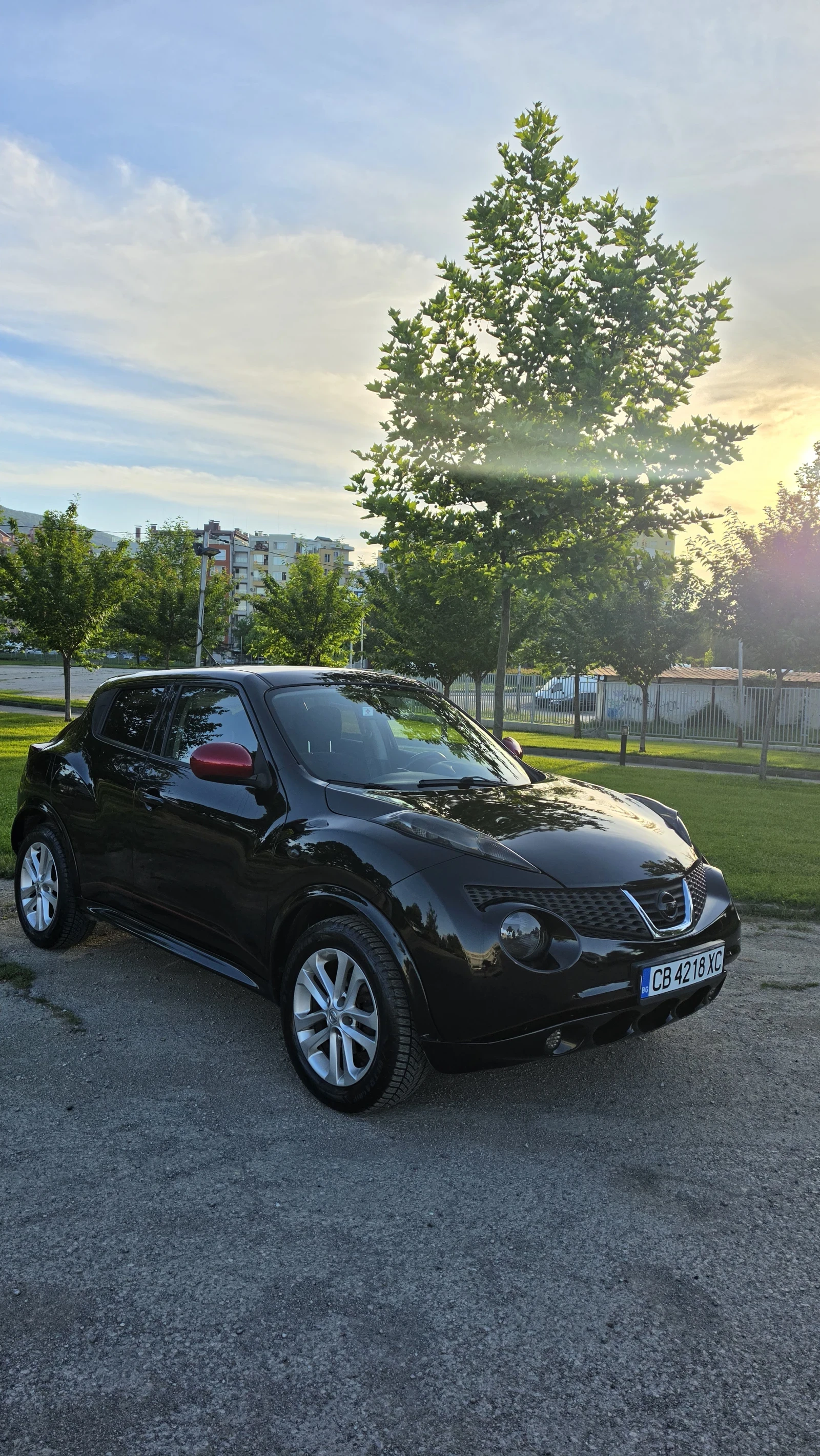 Nissan Juke, снимка 4 - Автомобили и джипове - 54905212