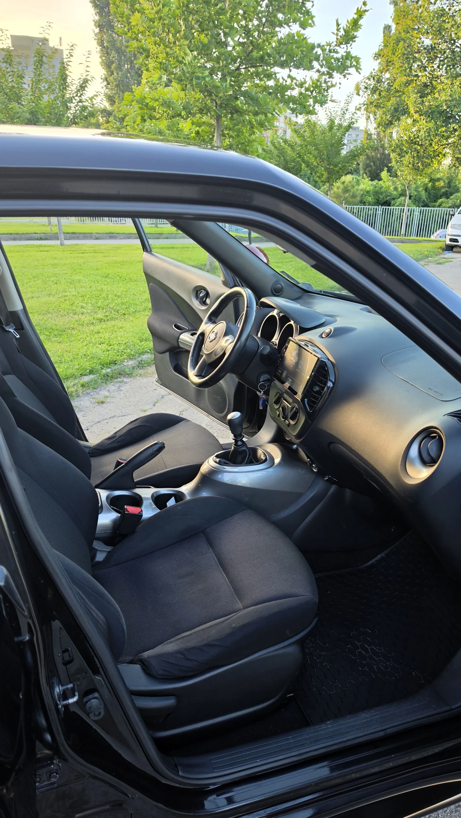 Nissan Juke, снимка 7 - Автомобили и джипове - 54905212