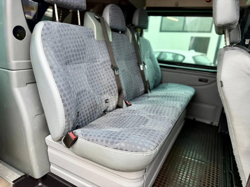 Ford Transit 2.2 155k.c TREND 6местен, снимка 15 - Бусове и автобуси - 52798918