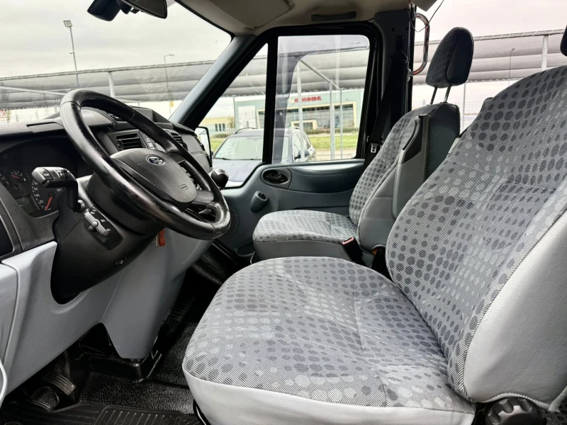 Ford Transit 2.2 155k.c TREND 6местен, снимка 9 - Бусове и автобуси - 52798918