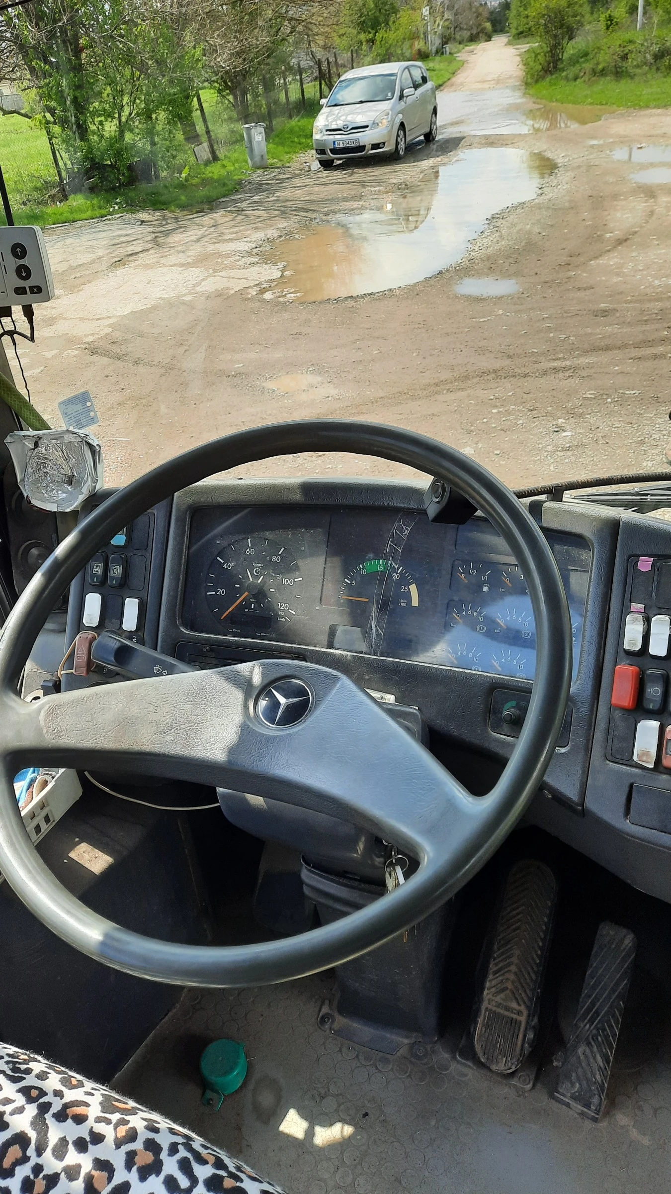 Mercedes-Benz Conecto  - изображение 7