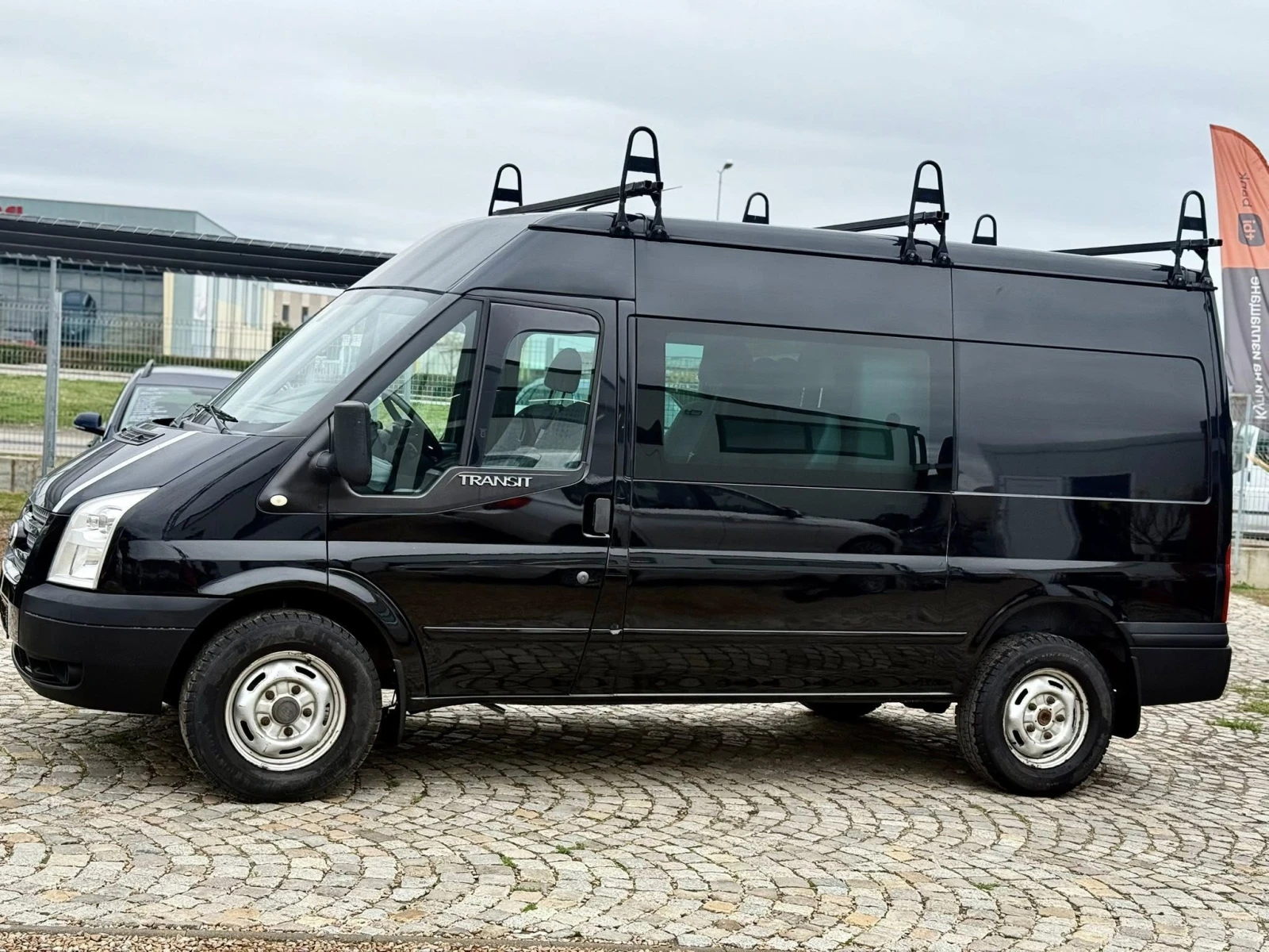 Ford Transit 2.2 155k.c TREND 6местен - изображение 2