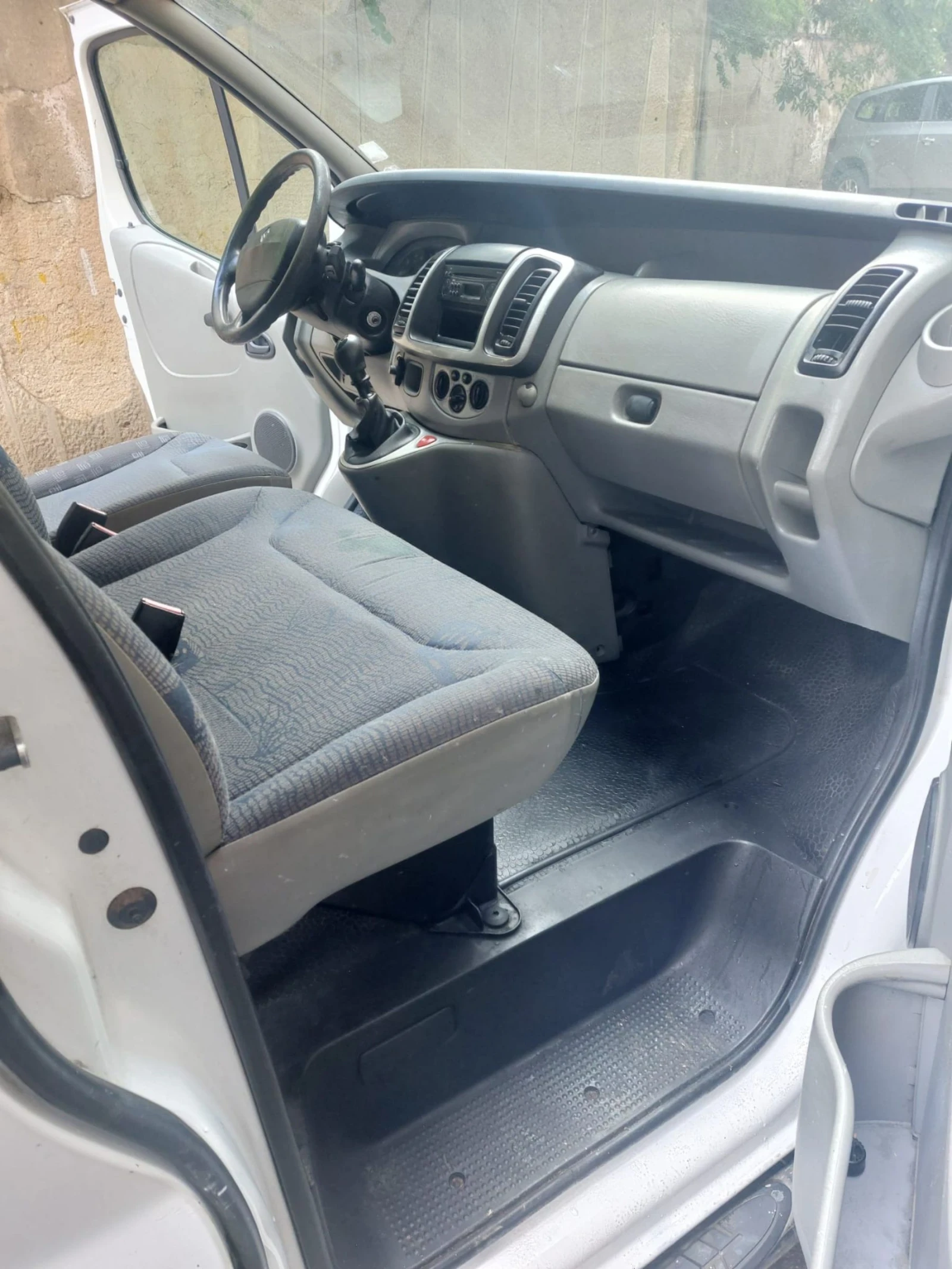 Renault Trafic 1.9 DCi duble cabine , снимка 14 - Бусове и автобуси - 54568191