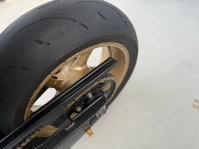 Yamaha YZF-R1 | Mobile.bg    5