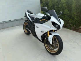  Yamaha YZF-R1