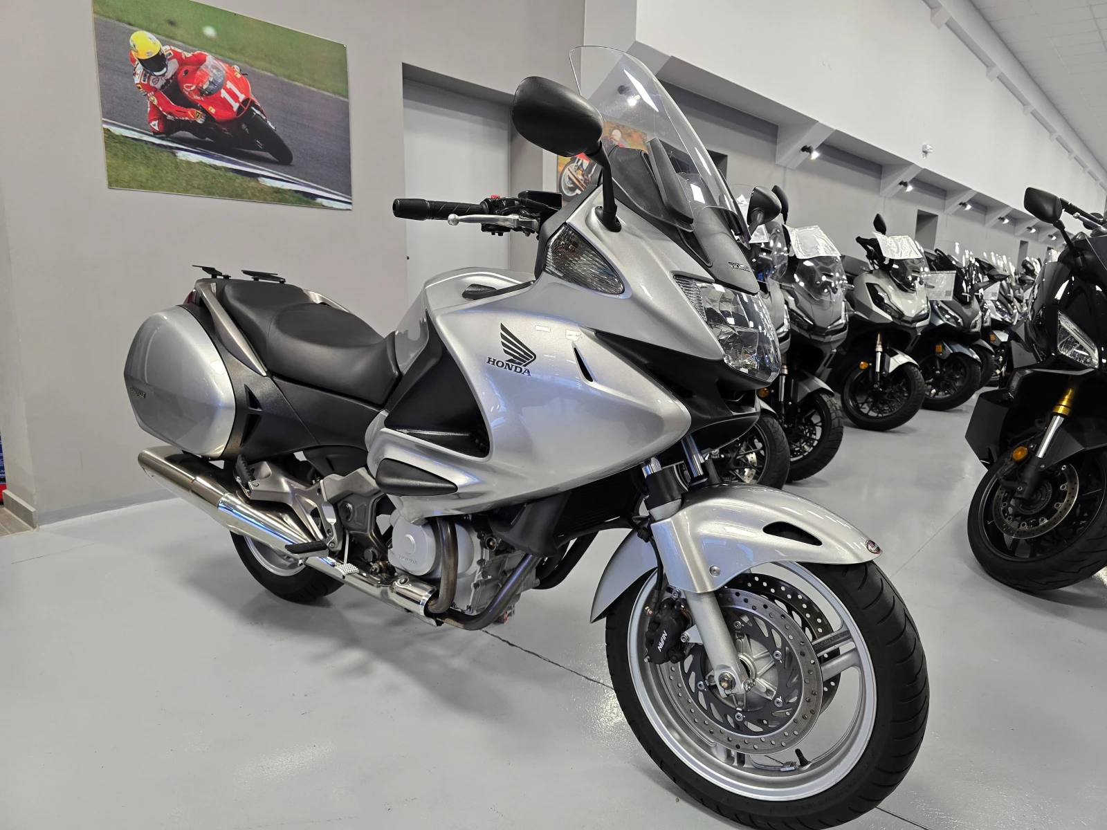 Honda Deauville 700ie, 2010., Facelift! | Mobile.bg   1