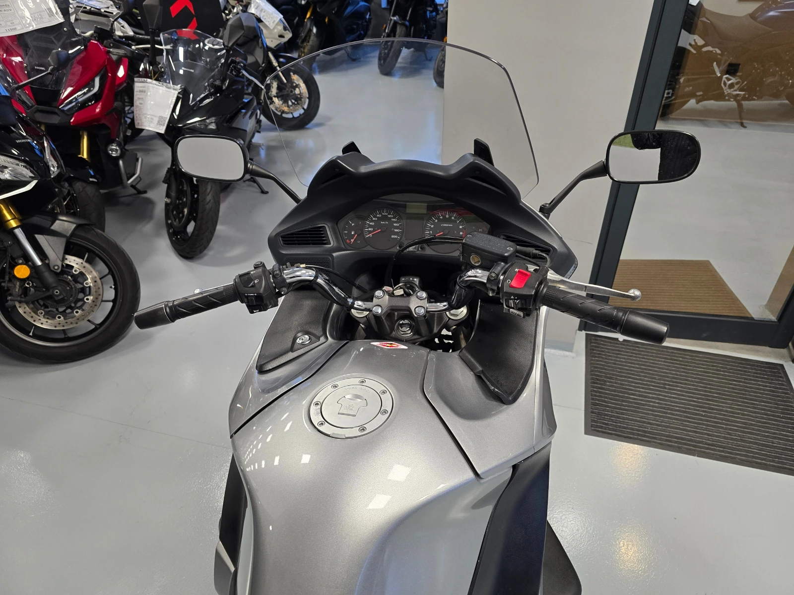 Honda Deauville 700ie, 2010., Facelift! | Mobile.bg   14