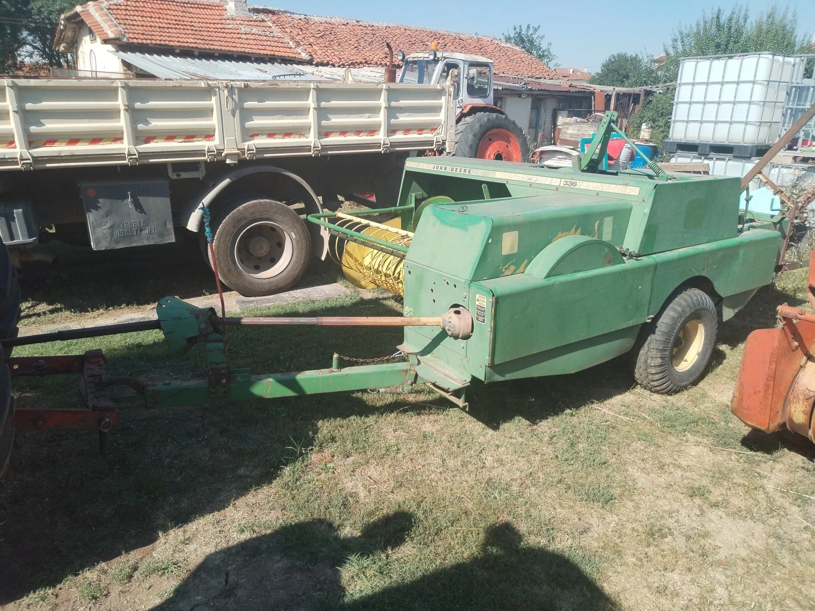 Балировачка John Deere 336, снимка 3 - Селскостопанска техника - 55842138