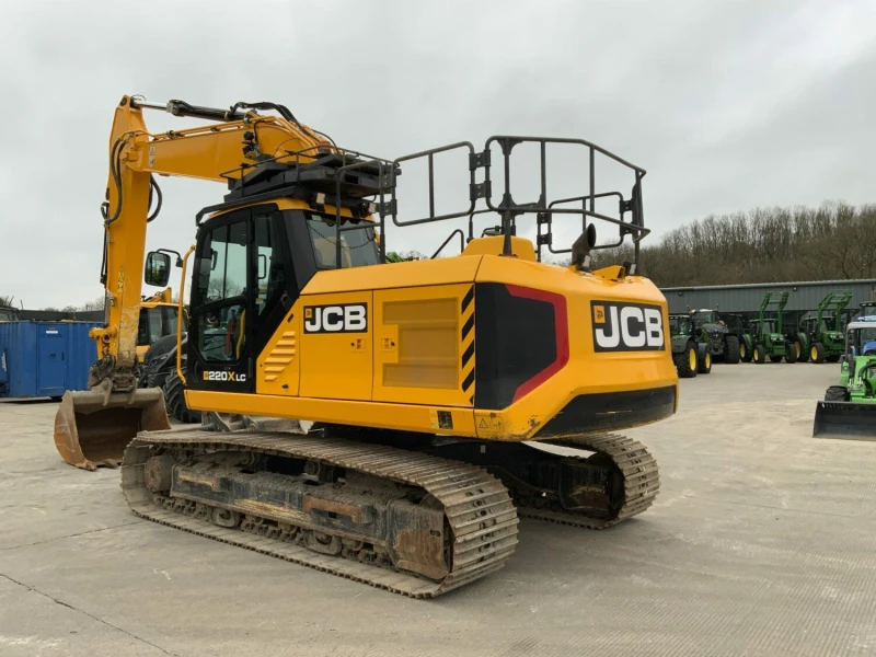 Багер JCB 220X LC Digger, снимка 4 - Индустриална техника - 48323868