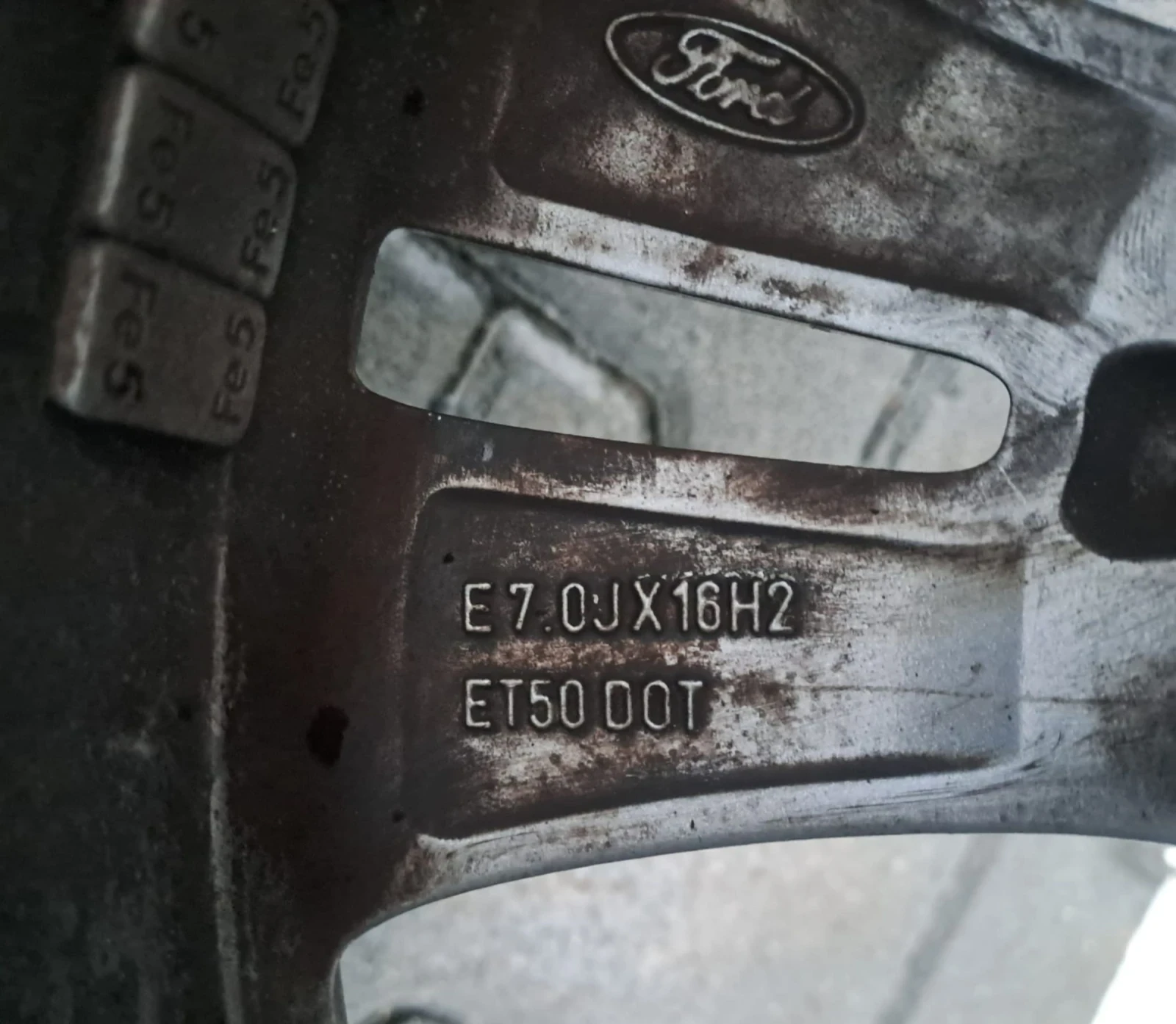    215/55R16  Ford | Mobile.bg   8