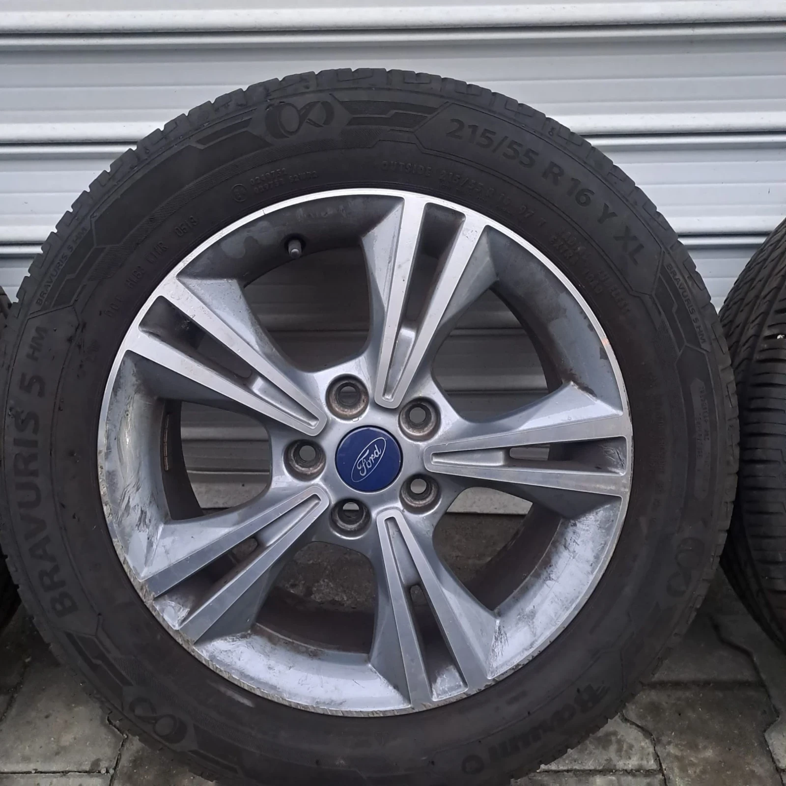    215/55R16  Ford | Mobile.bg   4
