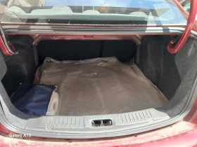 Обява за продажба на Ford Fiesta Crown Sedan ~10 000 лв. - изображение 3