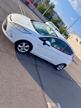 Обява за продажба на Ford Fiesta 1.25i 82к.с LPG ~6 400 лв. - изображение 2