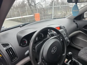Kia Ceed 1.4  бензин - 5200 € / 10170.32 лв. - 45896193 6