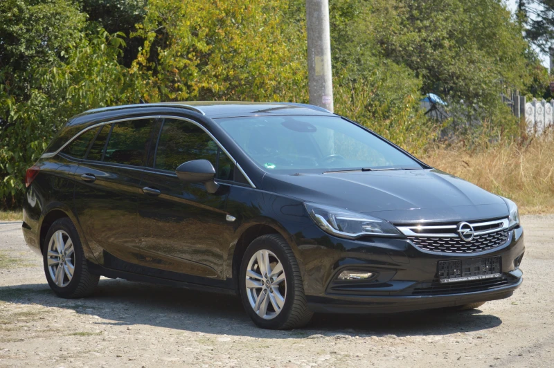 Opel Astra 1.4 Turbo / Автомат / CarPlay / Камера , снимка 5 - Автомобили и джипове - 46916902