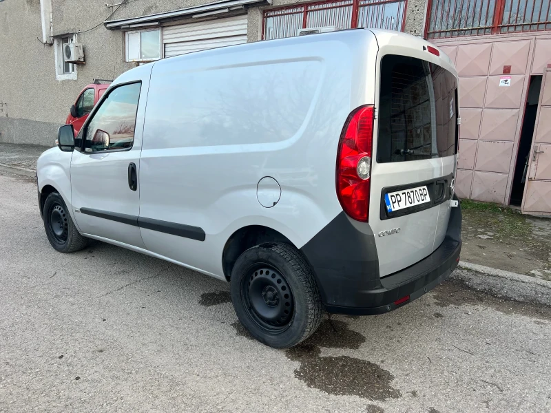 Opel Combo 1.6, снимка 4 - Автомобили и джипове - 47961244