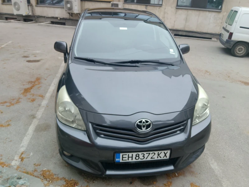 Toyota Verso, снимка 6 - Автомобили и джипове - 49337518