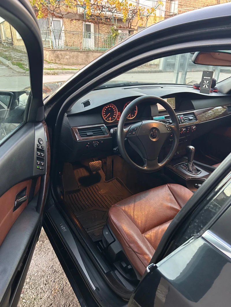BMW 530, снимка 12 - Автомобили и джипове - 52452840
