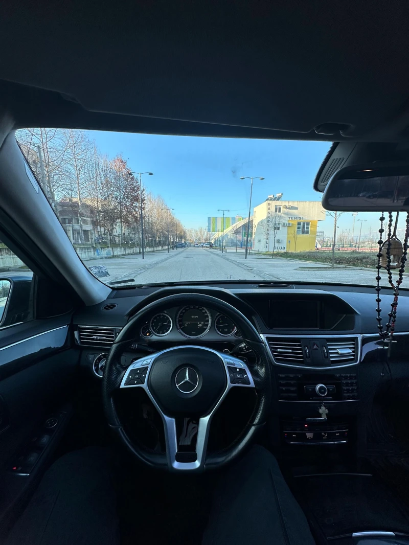 Mercedes-Benz E 300 CDI , снимка 13 - Автомобили и джипове - 52887270