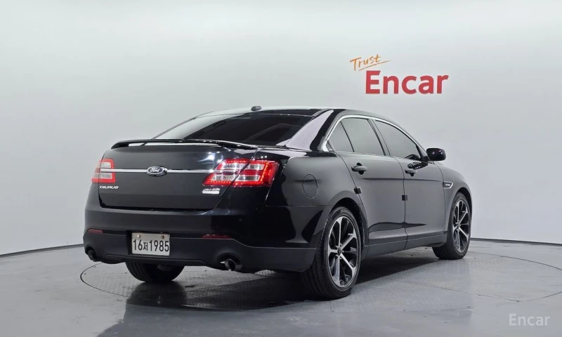 Ford Taurus, снимка 2 - Автомобили и джипове - 52914420