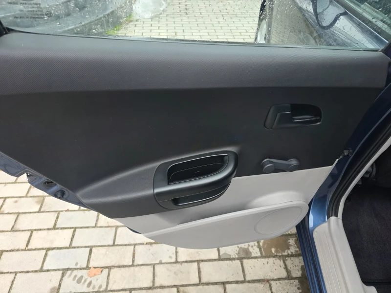 Kia Ceed 1.4  бензин, снимка 9 - Автомобили и джипове - 53222324