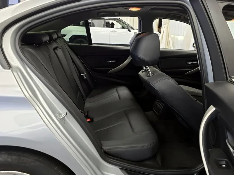 BMW 320 d | Mobile.bg   11