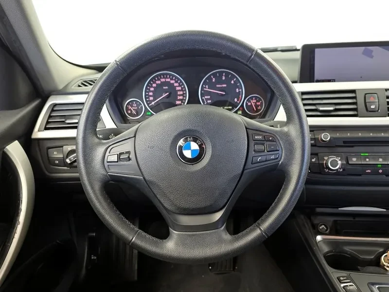 BMW 320 d | Mobile.bg   12