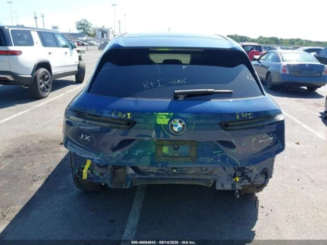 BMW iX, снимка 6 - Автомобили и джипове - 56713379