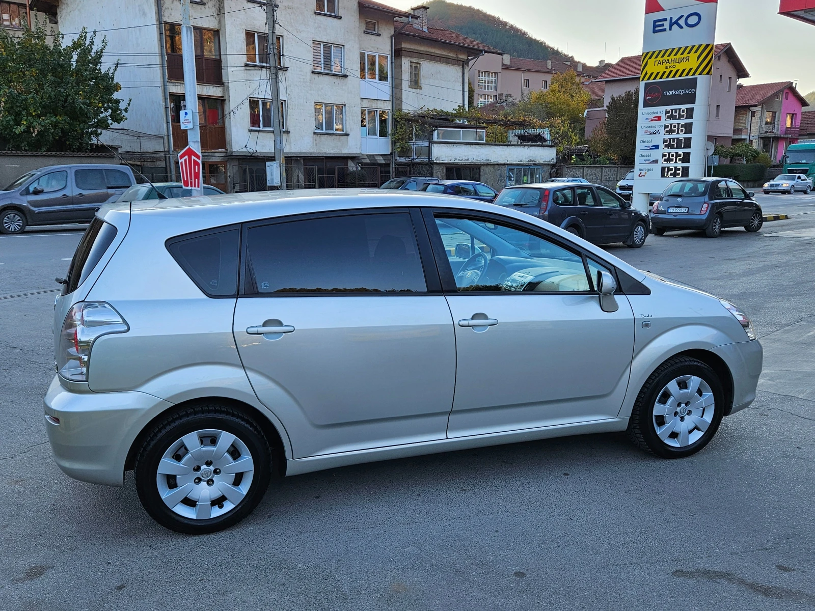 Toyota Corolla verso 1.8 VVTI KLIMATRON/7Mesta/129000km - изображение 7