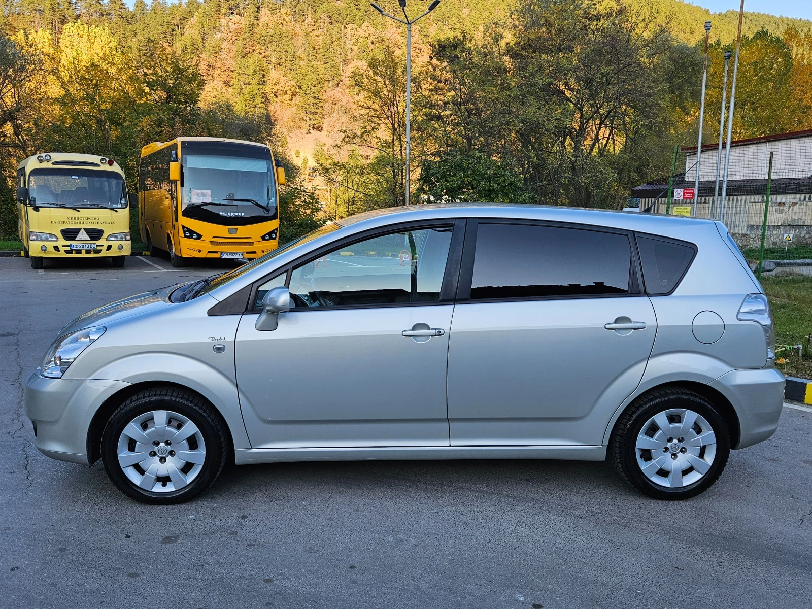 Toyota Corolla verso 1.8 VVTI KLIMATRON/7Mesta/129000km - изображение 3