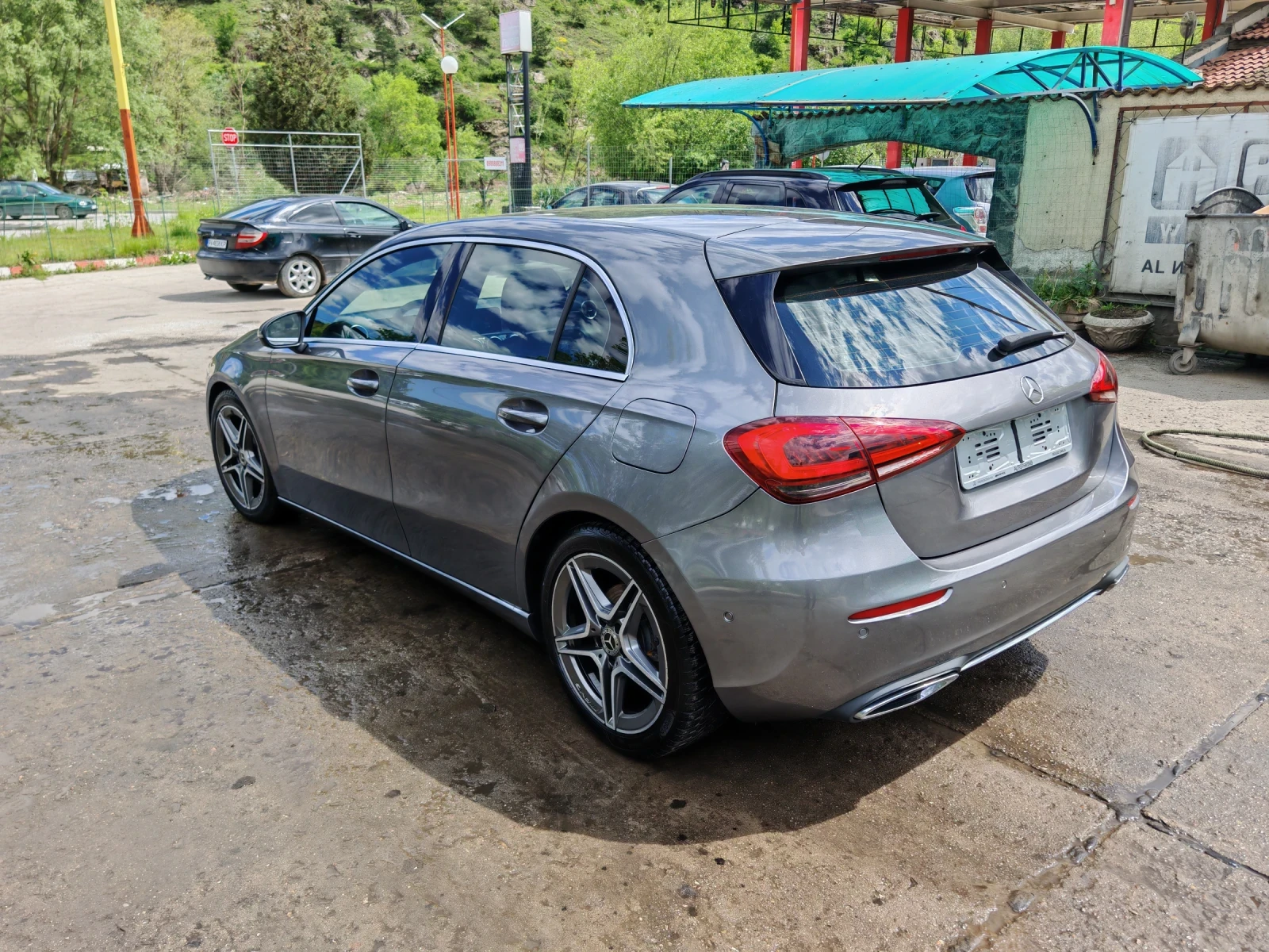 Mercedes-Benz A 180 Premium  - изображение 6
