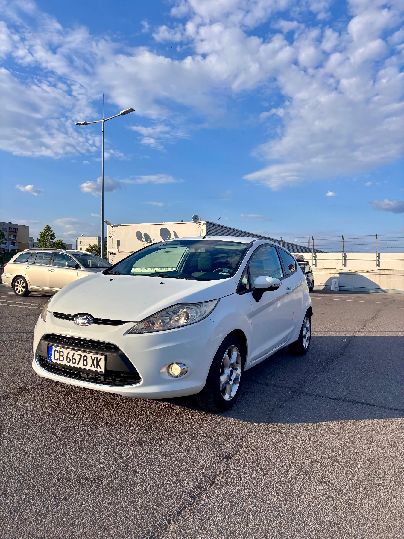 Ford Fiesta 1.25i 82к.с LPG - изображение 2