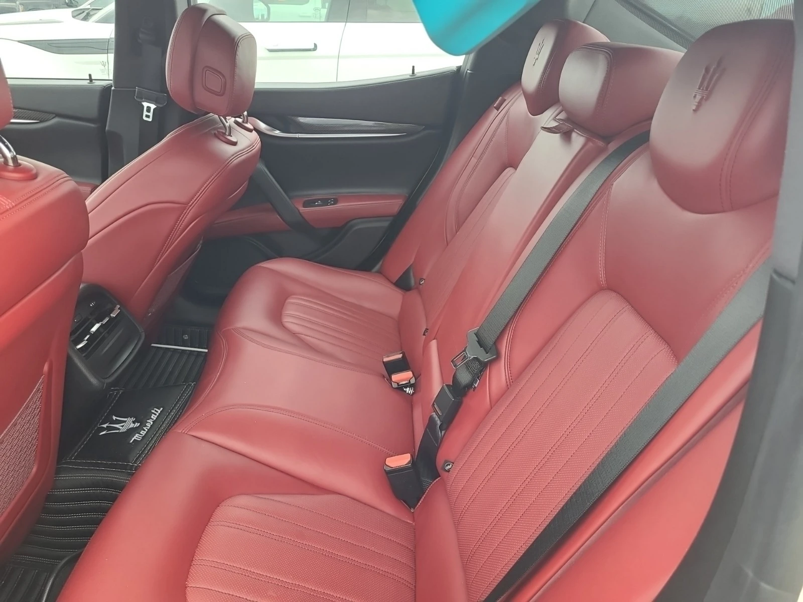 Maserati Ghibli SQ4 * * CARFAX * * АВТО КРЕДИТ * *  - изображение 9