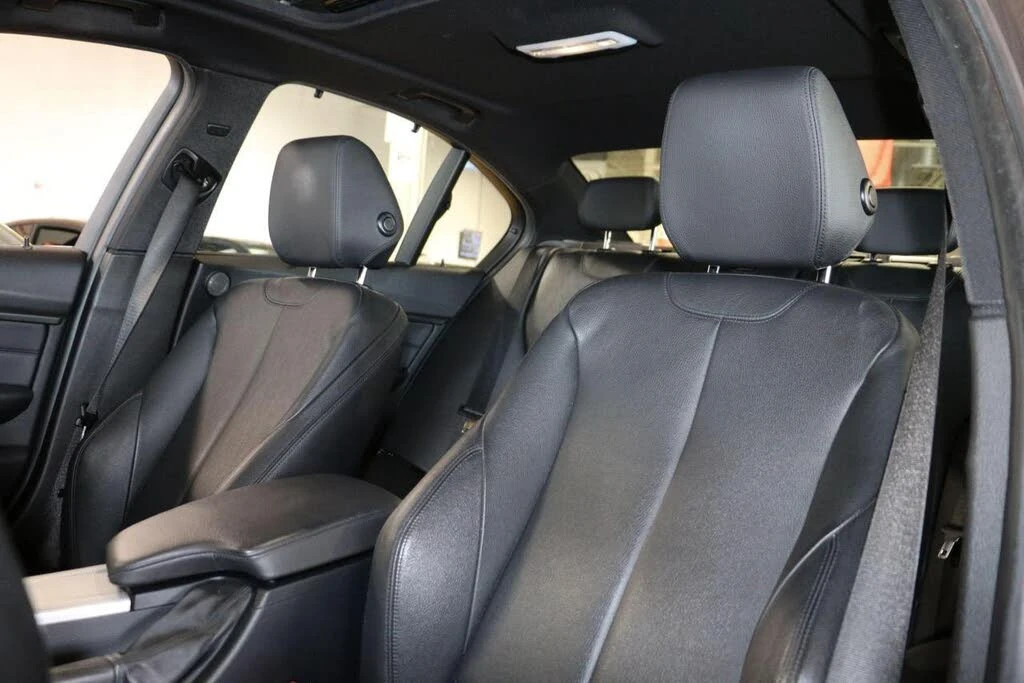 BMW 335 i FaceLift* xDrive* АвтоКредит* (ЦЕНА ДО БГ) - изображение 10