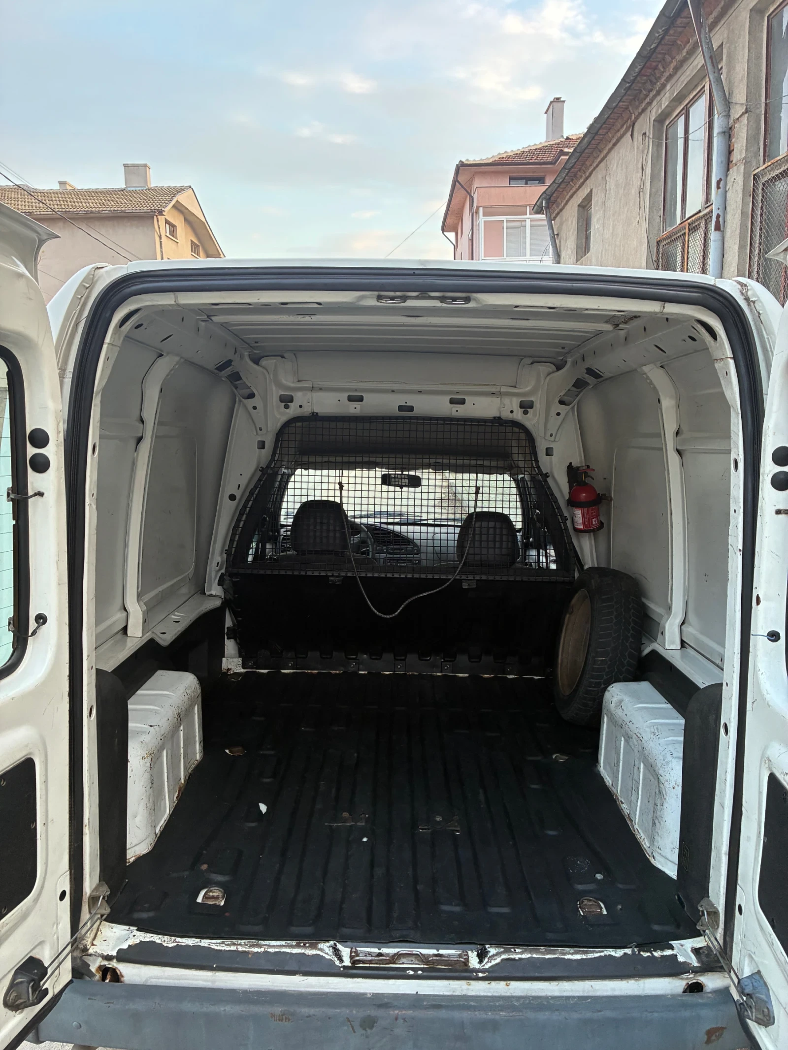 Ford Fiesta  - изображение 5