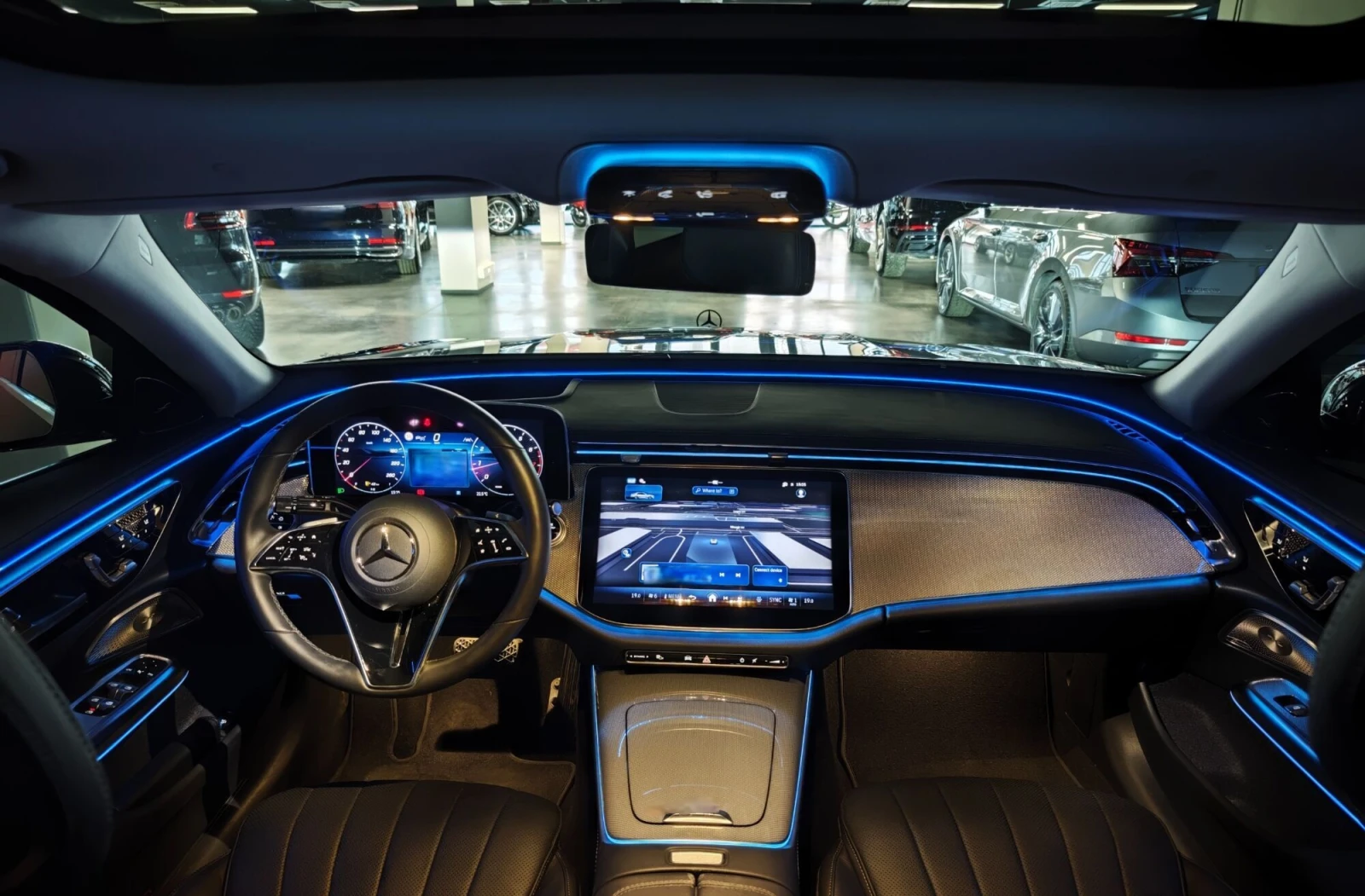 Mercedes-Benz E 200 Hybrid 4Matic , снимка 8 - Автомобили и джипове - 54339978