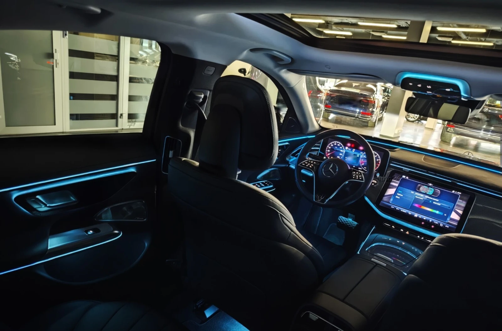 Mercedes-Benz E 200 Hybrid 4Matic , снимка 12 - Автомобили и джипове - 54339978