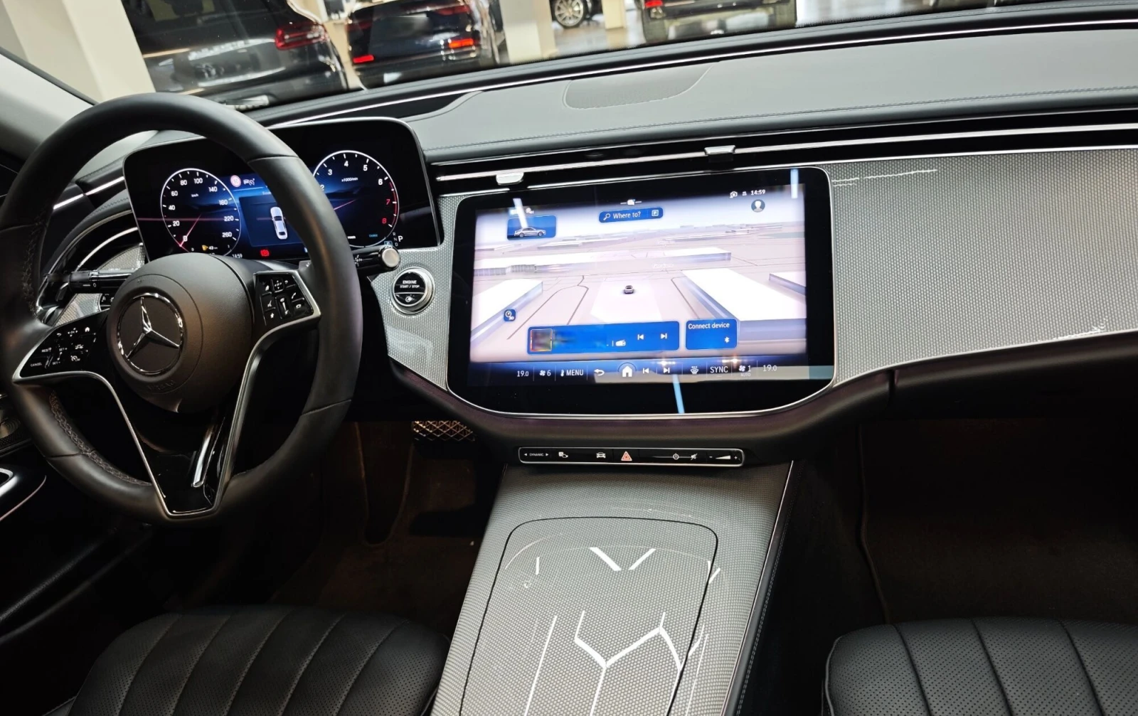 Mercedes-Benz E 200 Hybrid 4Matic , снимка 7 - Автомобили и джипове - 54339978