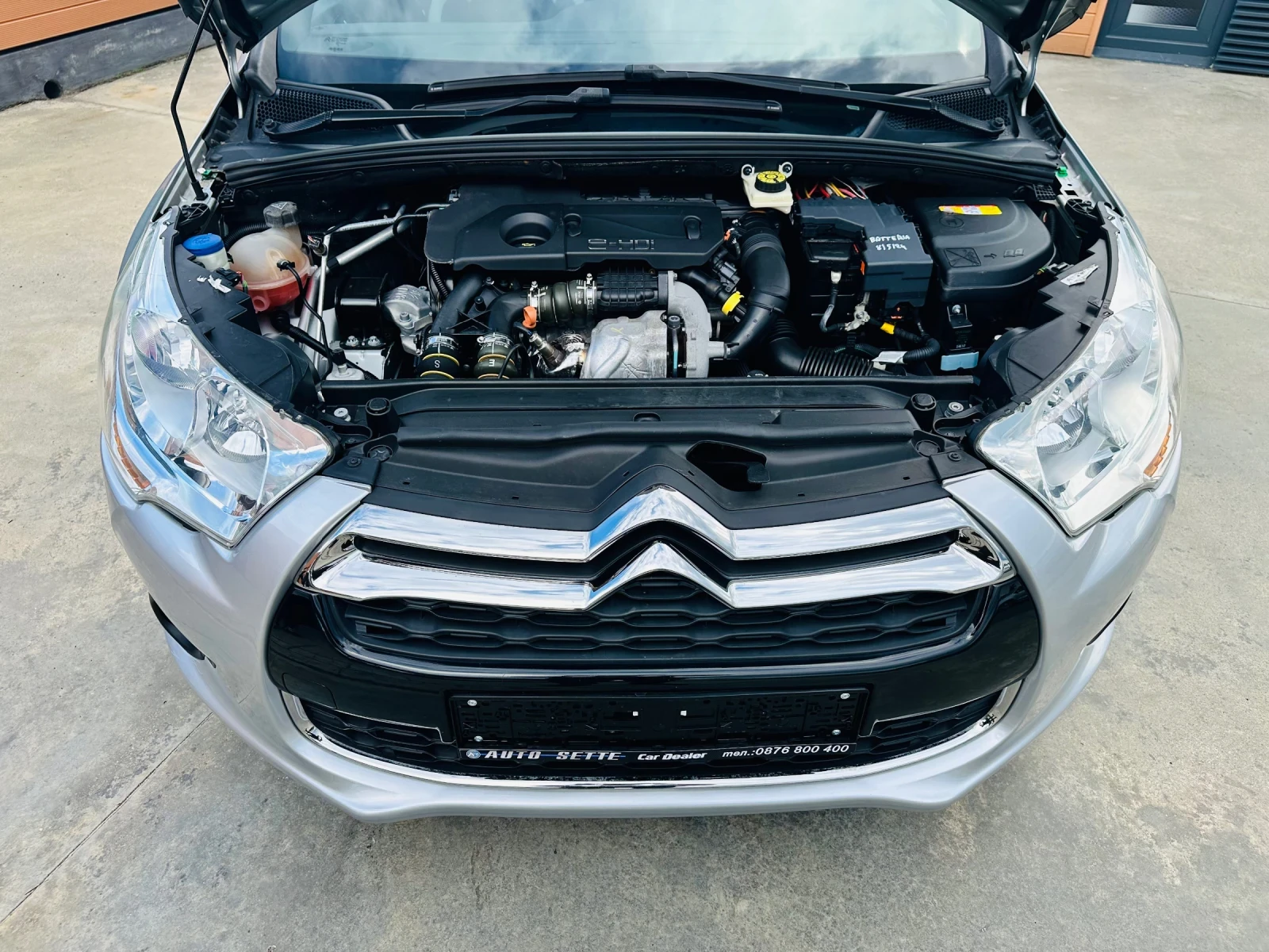 Citroen DS4 1.6 HDI, снимка 16 - Автомобили и джипове - 54594901