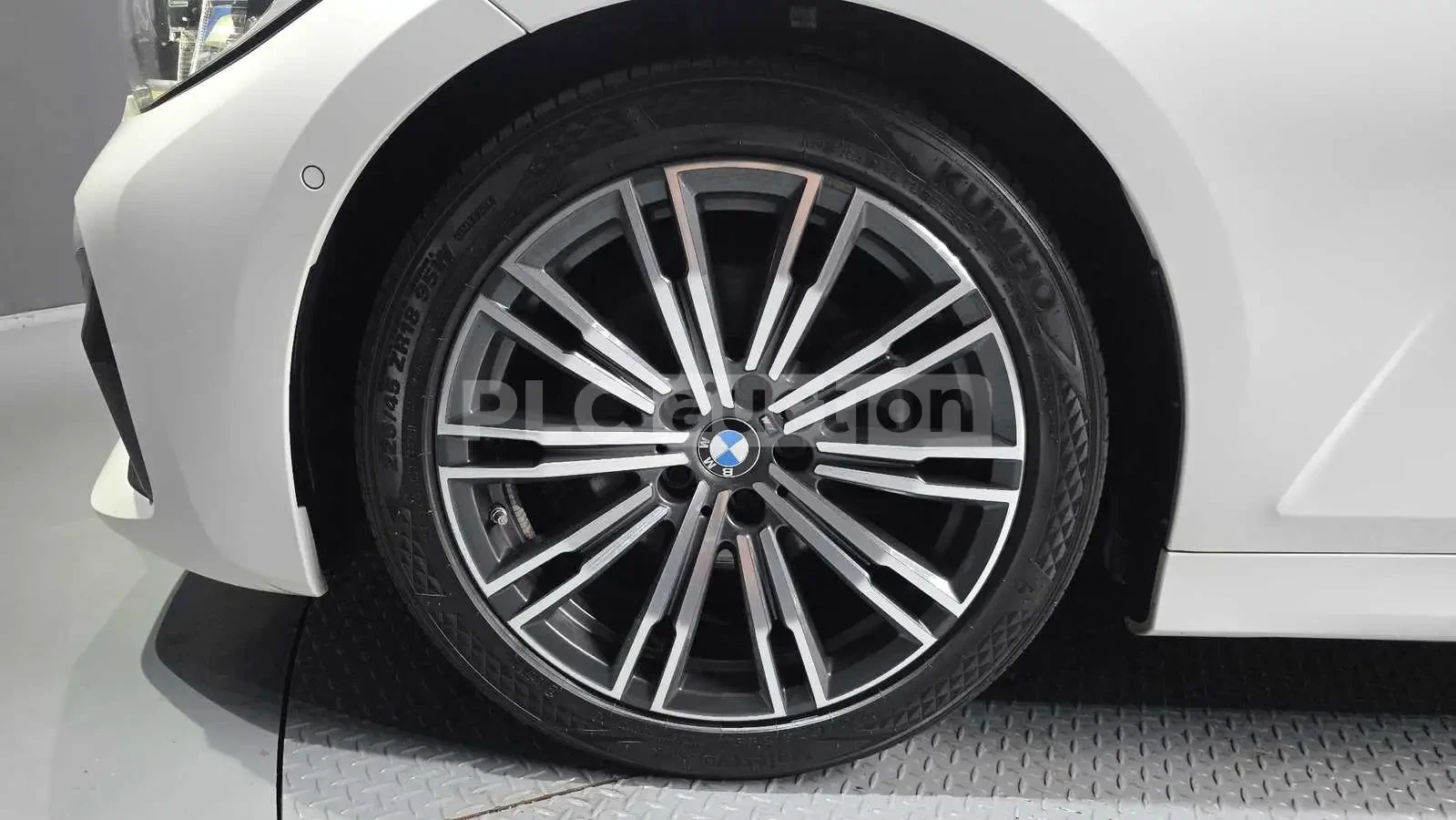 BMW 320 d M SPORT| HARMAN KARDON| ВКЛ.ТЕХНОТЕСТ| , снимка 13 - Автомобили и джипове - 54616492
