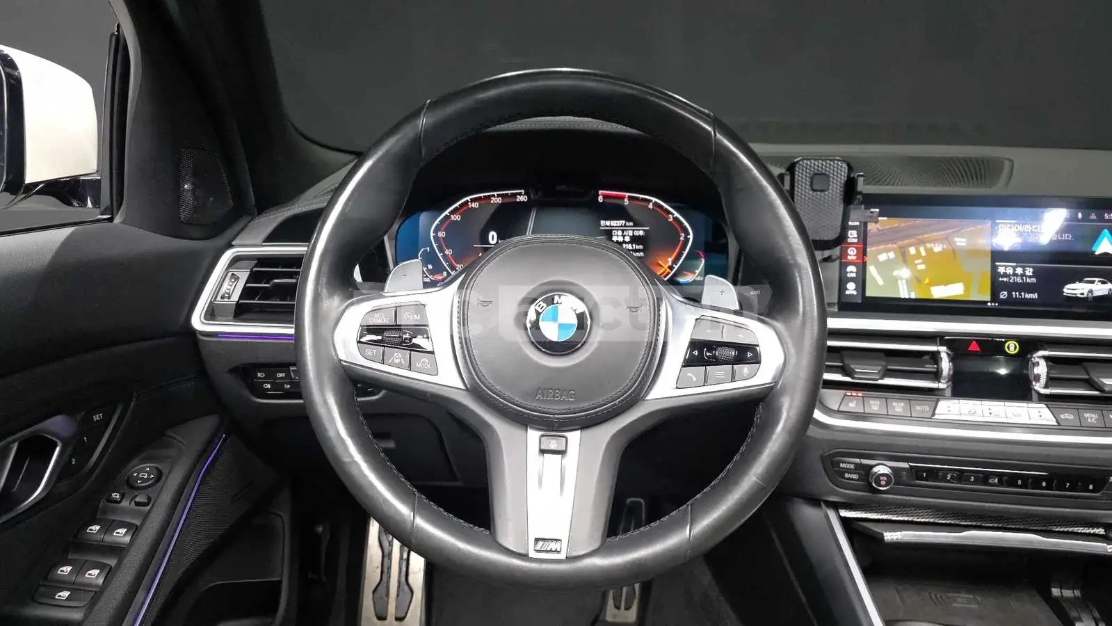 BMW 320 d M SPORT| HARMAN KARDON| ВКЛ.ТЕХНОТЕСТ| , снимка 3 - Автомобили и джипове - 54616492