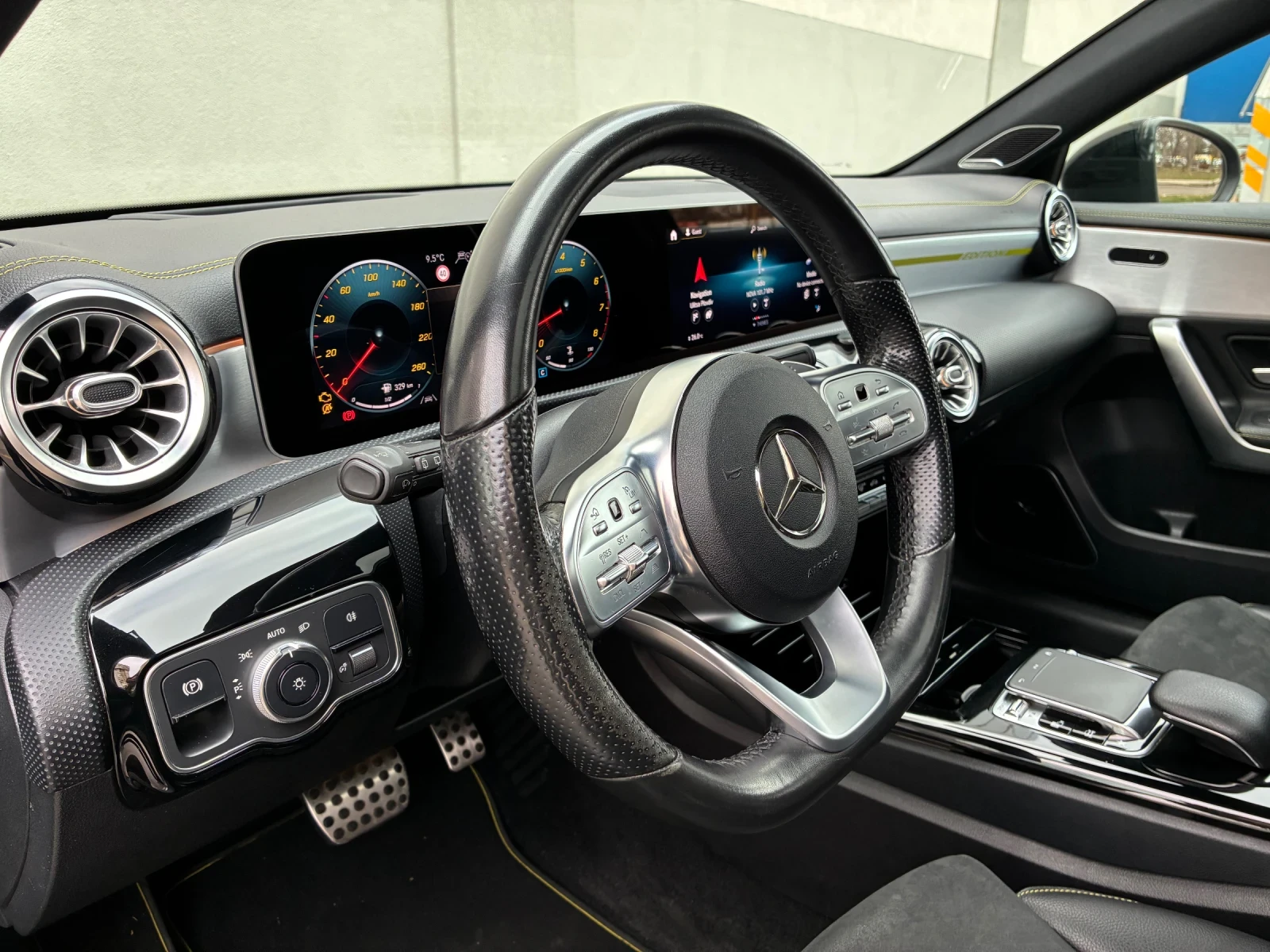 Mercedes-Benz A 250 EDITION 1/ 4MATIC/DISTRONIC/FULL/360/CARPLAY, снимка 10 - Автомобили и джипове - 54974981