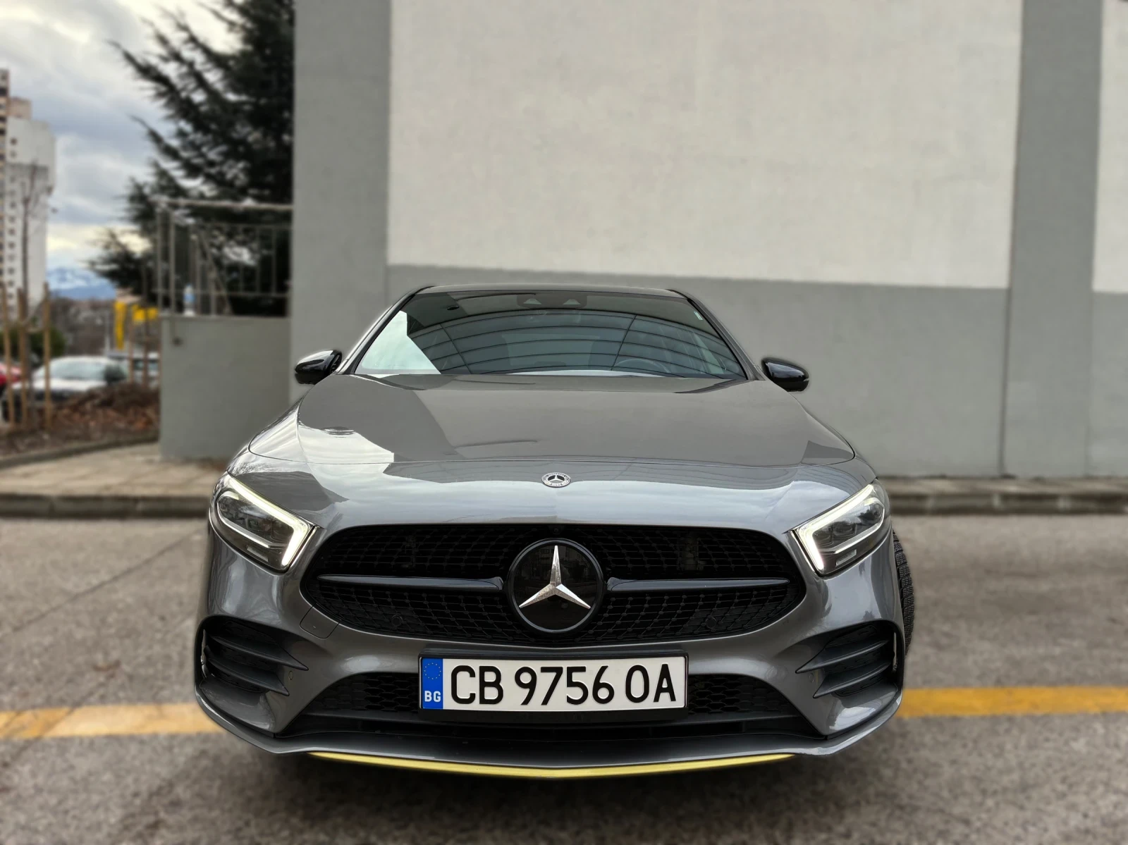 Mercedes-Benz A 250 EDITION 1/ 4MATIC/DISTRONIC/FULL/360/CARPLAY, снимка 2 - Автомобили и джипове - 54974981