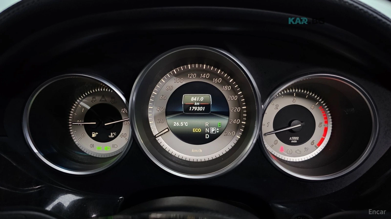 Mercedes-Benz CLS 350 4MATIC* КОЖА* ПОДГРЕВ* ОБДУХВ* PANO* 360, снимка 8 - Автомобили и джипове - 55106049
